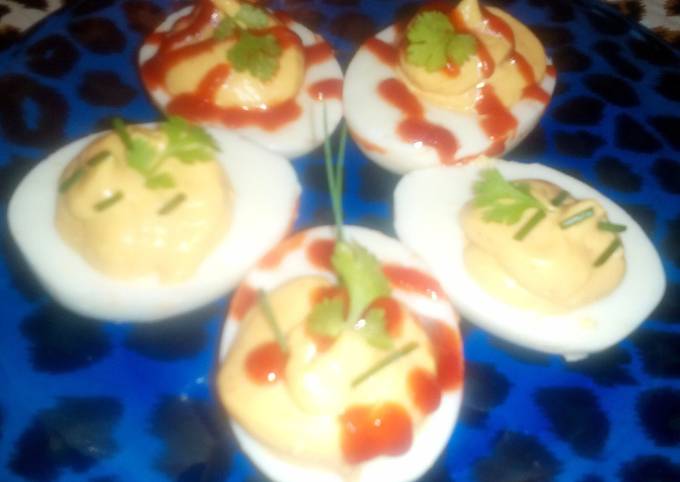 Simple Way to Make Perfect Spicy Deviled Eggs