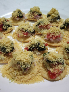 सेव-पुरी (Sev-puri recipe in hindi) रेसिपी मुख्य फोटो