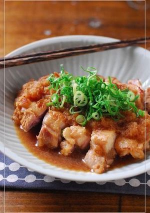 A picture of Tart Vinegar Sauce Chicken Simmered with Grated Daikon.