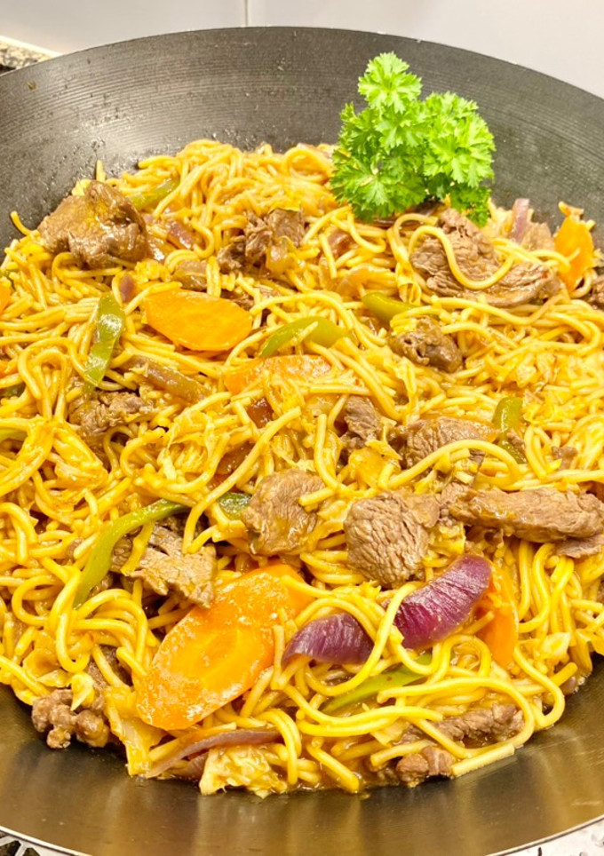 Una foto de Spaghetti con ternera al estilo chino “sin gluten”