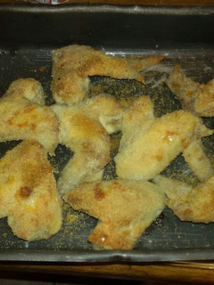 A picture of Parmesan chicken wings.