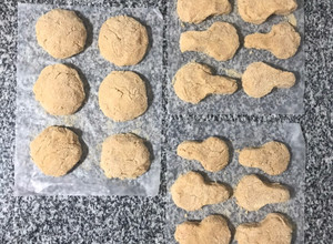 Una foto de Nuggets (o formitas) de pollo keto