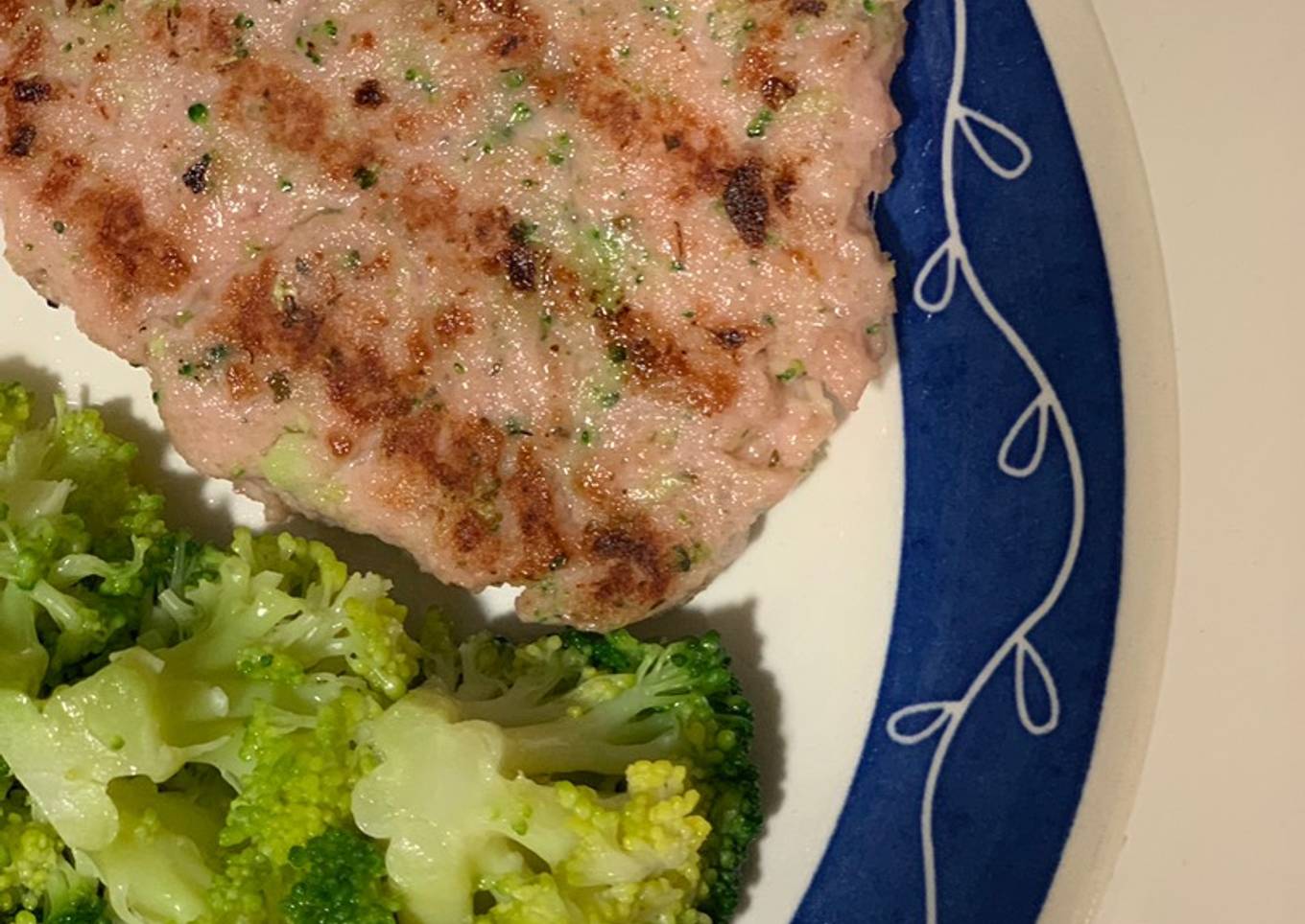 Burger de pollo y brócoli APTA BLW