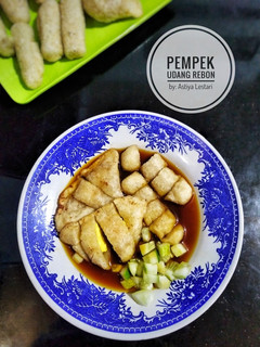 Foto resep Pempek Udang Rebon