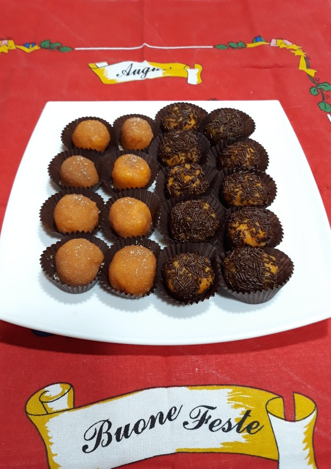Una foto de Trufas de calabaza con rebozado de virutas de chocolate y azúcar