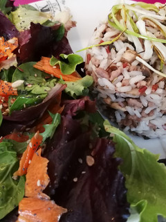 Una foto de Arroz de colores