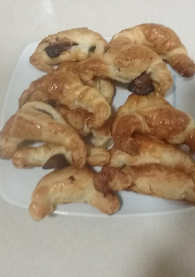 Una foto de Mini croissant de chocolate