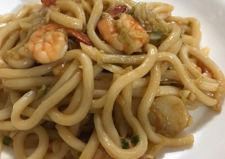 Garlic Shrimp Udon