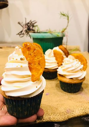 A picture of Orange Crystal Cupcake.