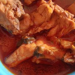 A picture of Chicken curry.