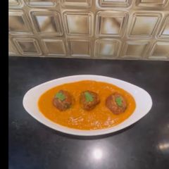A picture of Lauki kofta.