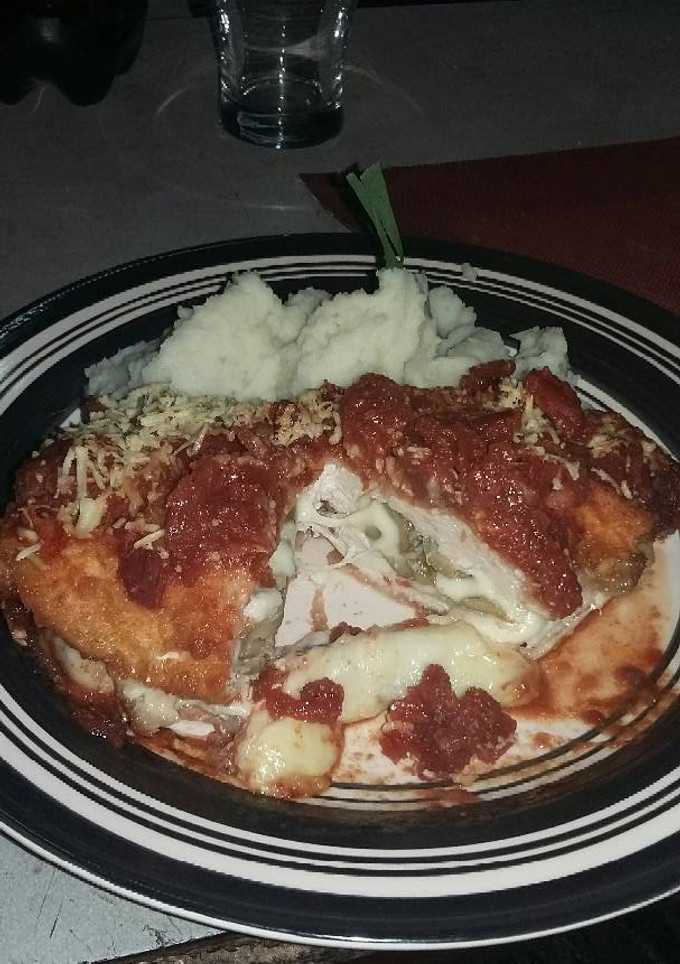 Una foto de Supremas a la parmesana rellenas