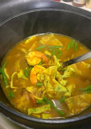 รูปของ แกงส้มใต้ชะอมกุ้ง