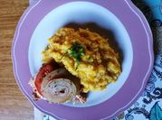 Una foto de risotto de zapallo y pollo