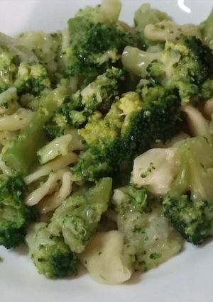 Foto di Orecchiette con broccoletti