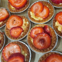 A picture of Strawberry tarts.