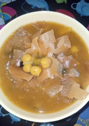 A picture of Kathiawari Chickpea Chaat.