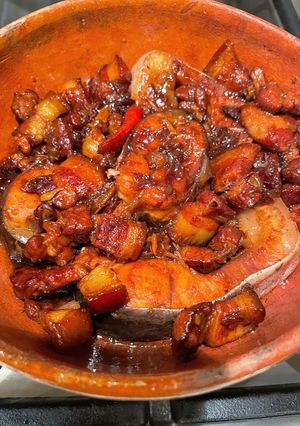 Hình của món Cá bông lau kho thịt.