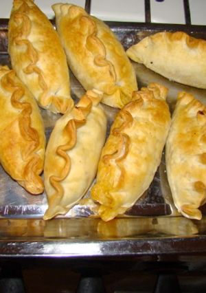 Una foto de Masa de empanadas criolla (horno)