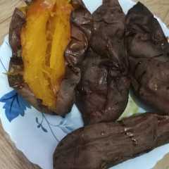 بطاطا حلووووه مشويه بالفرن-レシピのメイン写真