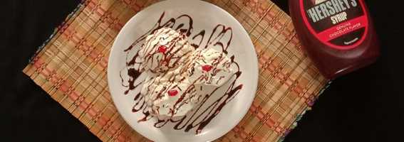 વેનીલા આઈસ્ક્રીમ (Vanilla Icecream Recipe In Gujarati)