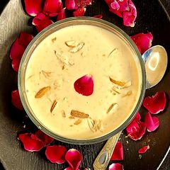 A picture of Rice kesar kheer.