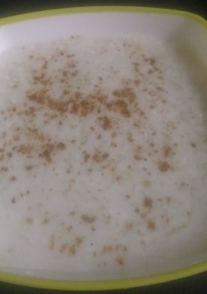 A picture of Cucumber Raita.