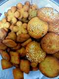 Sweet semolina biscuits 😊(meethi rawa puri)