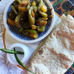 A picture of Aloo capsicum ki sabji.