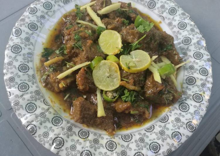 Bhouna Hua karahi ghosht, Restaurant style