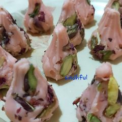 A picture of Rose Flavoured Modak.