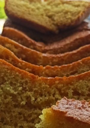 ஆரஞ்சு பிரட் ஆரஞ்சு பௌன்ட் கேக் (Orange Bread Recipe in Tamil) செய்முறை முக்கிய புகைப்படம்