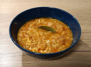 Foto principal de Variación de sopa castellana al brandy de Jerez
