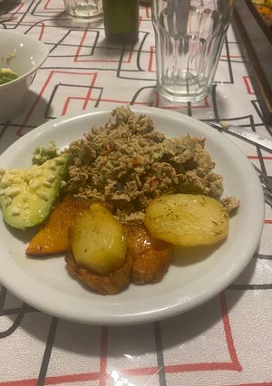 Una foto de Revuelto de caballa