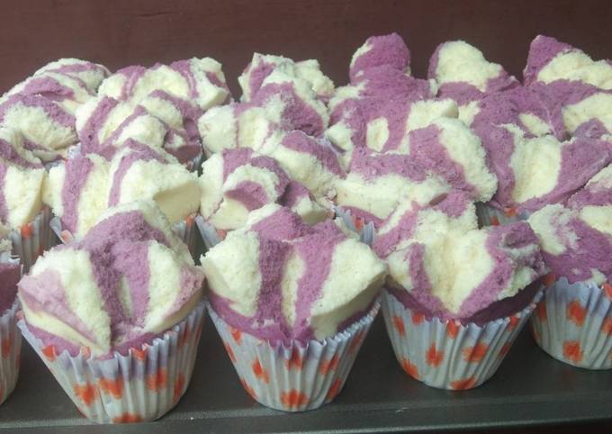 Langkah Mudah untuk Menyiapkan Bolu kukus mekar with soda (Tekhnik all in one) yang Enak Banget