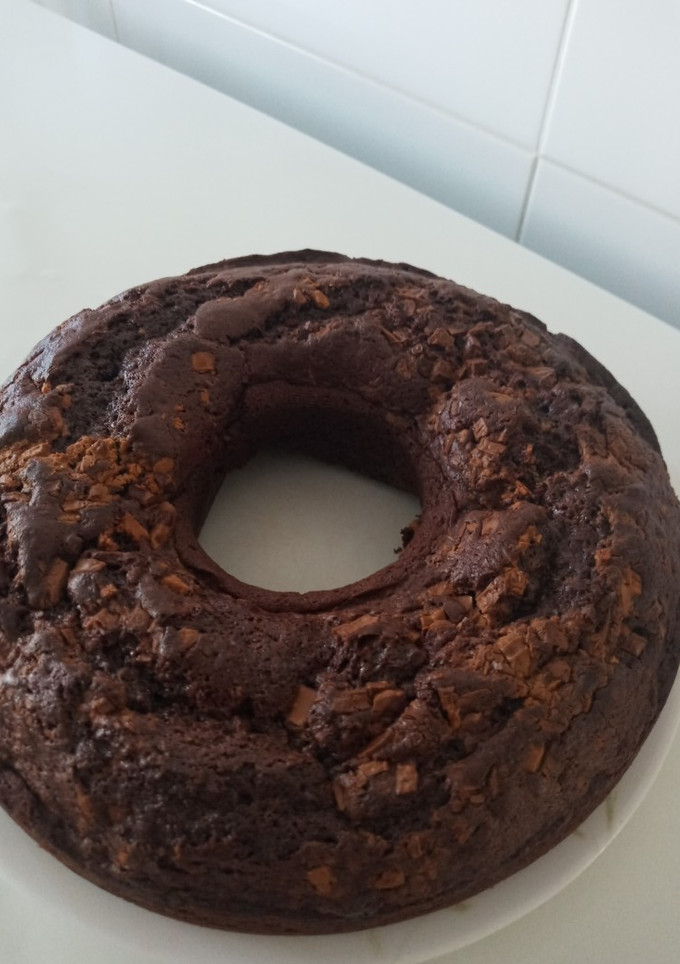 Una foto de Bizcocho de chocolate (receta de bizcocho de yogurt)