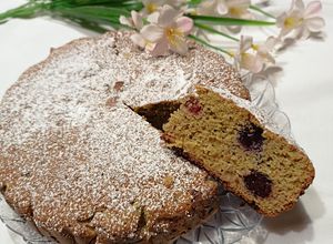 Foto di Torta con mirtilli e avocado