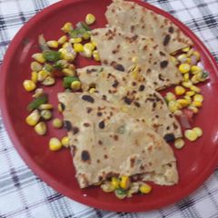 A picture of Corn Capsicum Parantha.