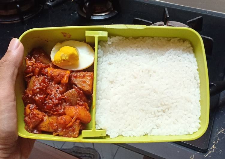 Bagaimana Menyiapkan Ayam Gochujang Anak Kos, Lezat Sekali