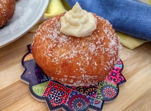 Foto di Bomboloni di farro alla crema