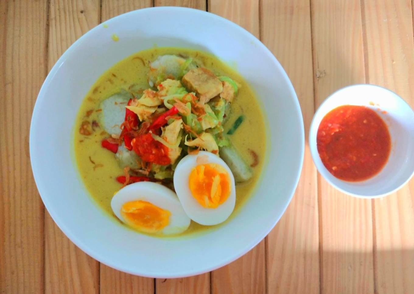 Lontong Sayur Ayam Telur