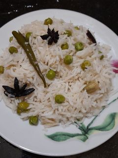 মটর পোলাও(mator pulao recipe in Bengali) রেসিপির প্রধান ছবি