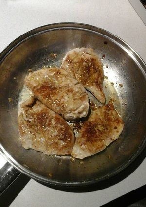 A picture of Chicken filets.
