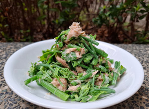 超市料理-龍鬚菜涼拌鮪魚沙拉 的食譜成品照片