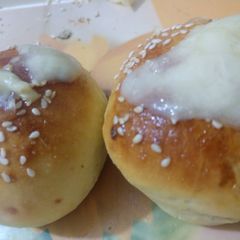 Potato cheese stuff buns A picture of Potato cheese stuff buns.