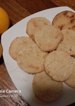 Una foto de Galletitas de naranja🧡🍊