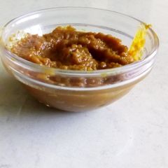 A picture of Pizza sauce.
