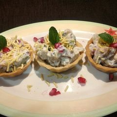 A picture of Fruit chat tart.