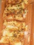 Cheesy garlic bread sticks