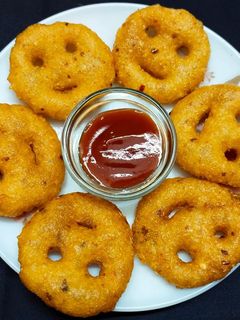 चटपटी स्माइली (chatpati smiley recipe in Hindi) रेसिपी मुख्य फोटो